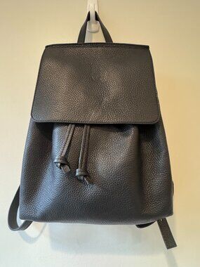 Vittoria Napoli Genuane Leather Backpack – Black – Made in Italy 🔥